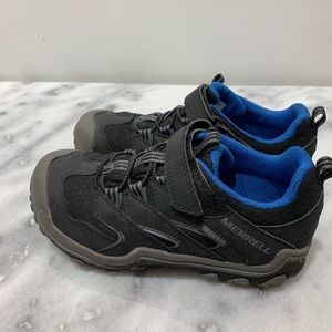 Merrell waterproof “Trail Chaser” kids sneakers